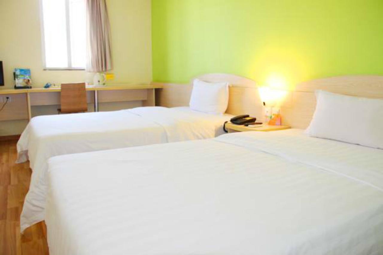 7Days Inn Shanghai Hong Mei South Road Branch מראה חיצוני תמונה